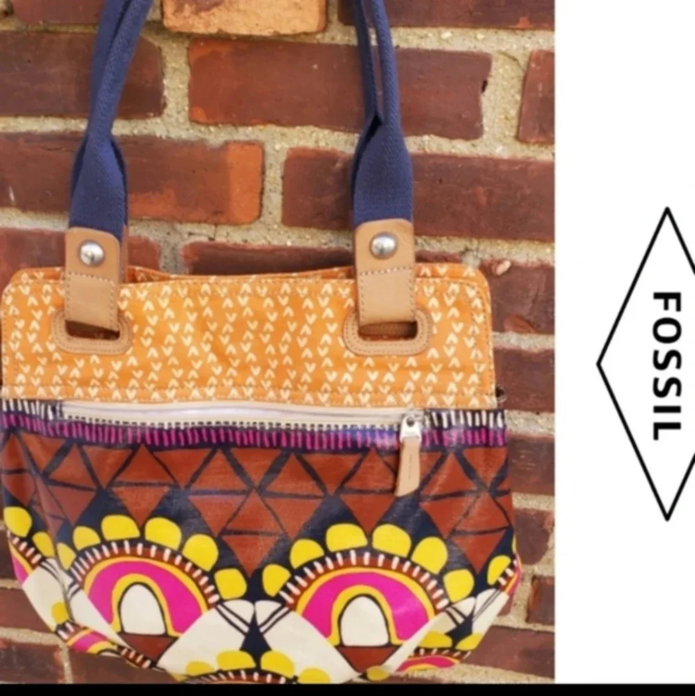 Fossil‎ coated canvas print tote